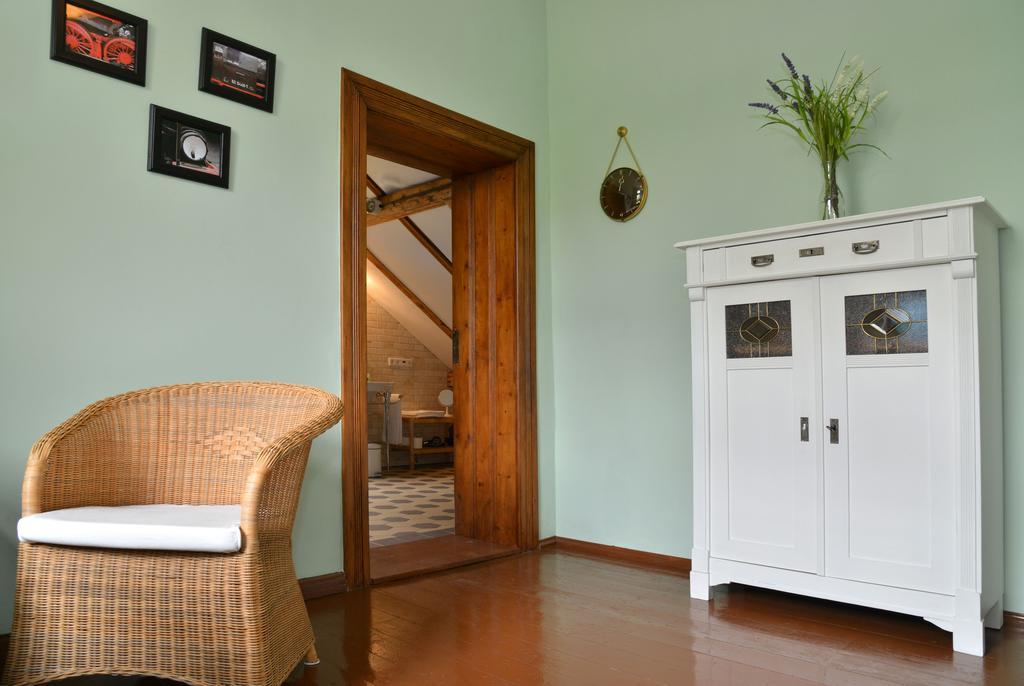 Alte Bahnstation Leipzig Apartment Стая снимка