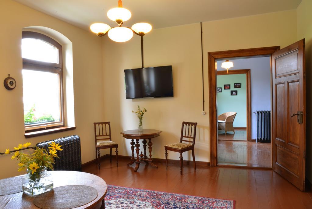 Alte Bahnstation Leipzig Apartment Стая снимка